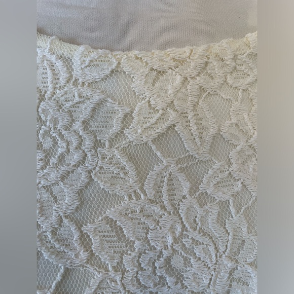SPEECKLERS Cream Lace Overlay Party Dress - Picture 4 of 6